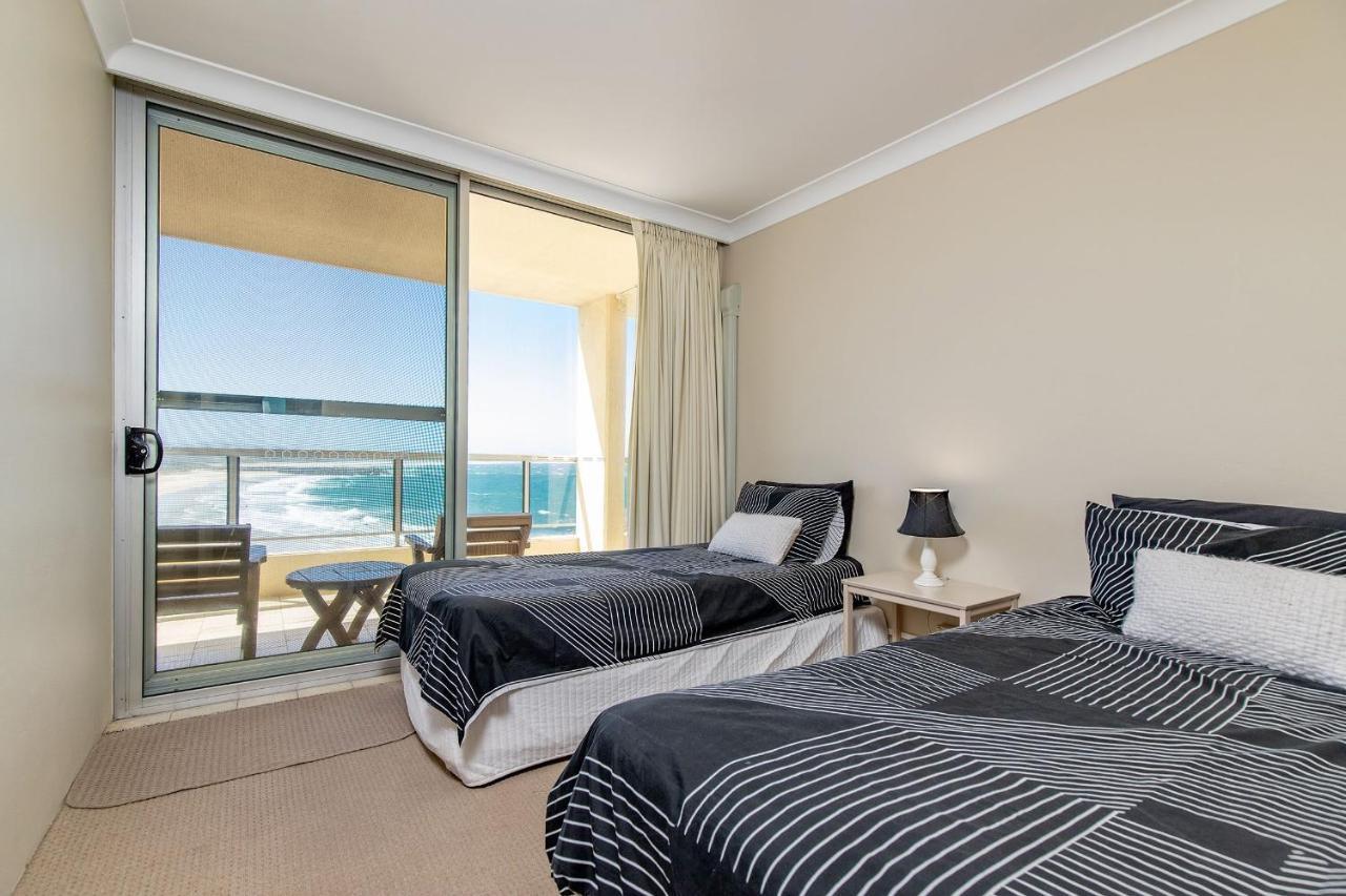 Beachpoint 402 - Linen Not Included Forster Luaran gambar