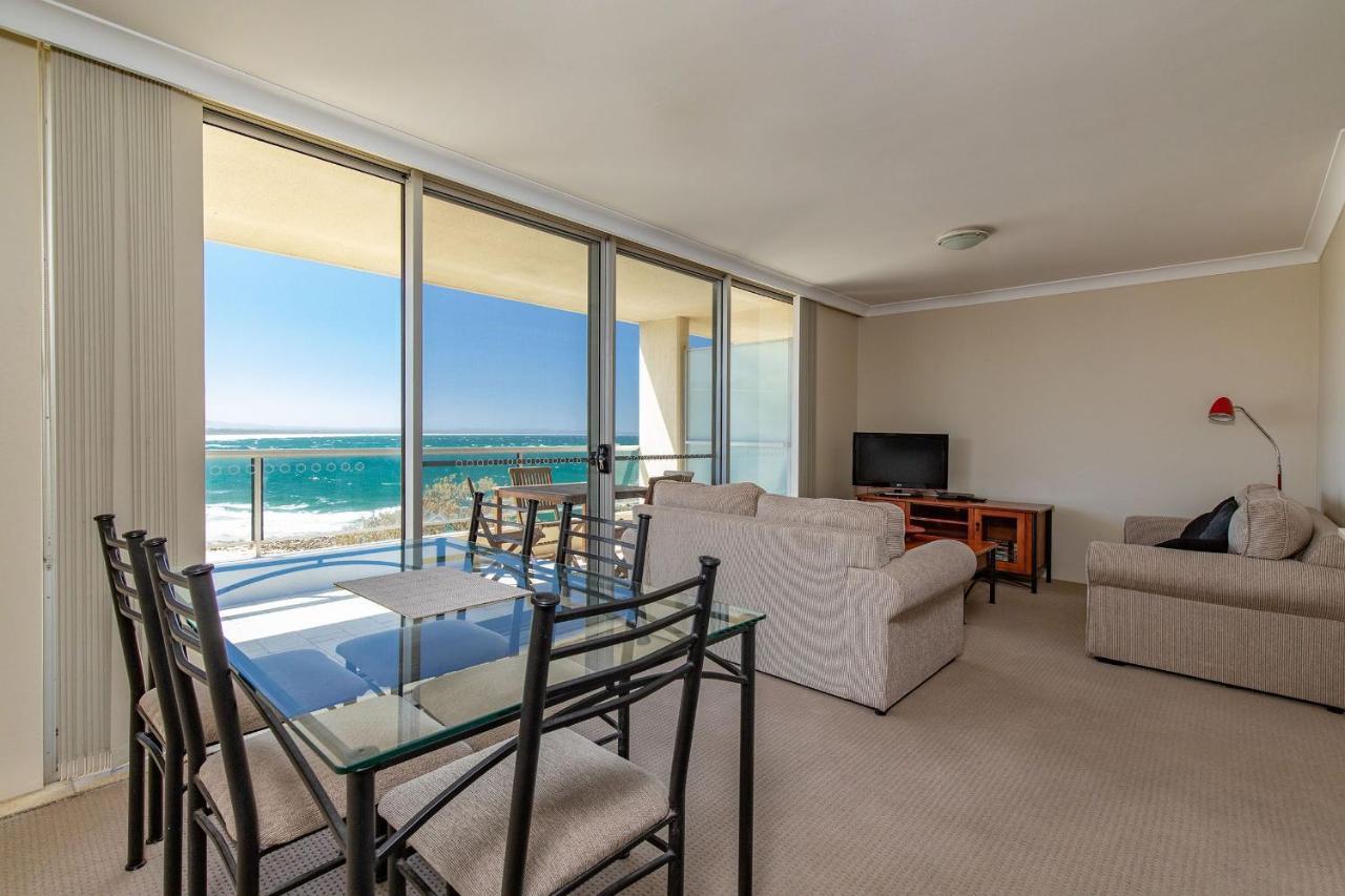 Beachpoint 402 - Linen Not Included Forster Luaran gambar